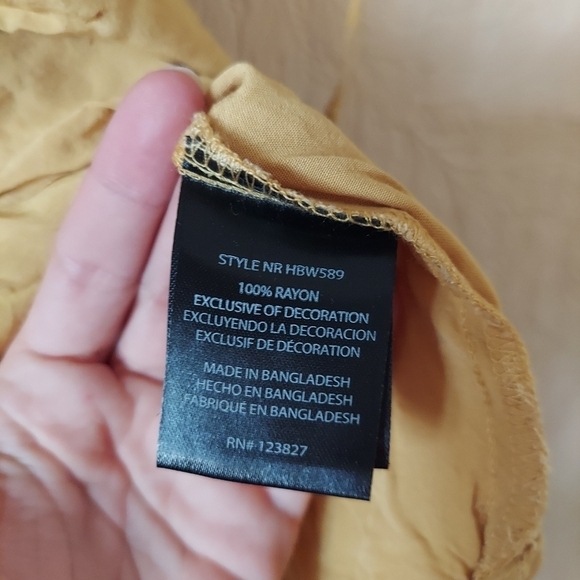 Harve Benard mustard yellow blouse w metallic gold pattern tie sleeves Sz medium - Picture 4 of 8